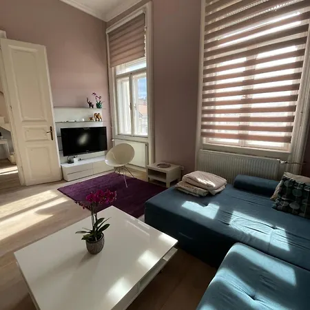 Apartment Dula Downtown Budapest