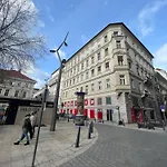 Dula Downtown Lejlighed